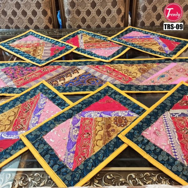 Sindhi Hand Embroidery Runner Set And Place Mat Set TRS-009 - Trendy Pakistan